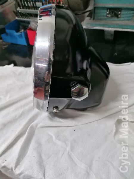 Farol Honda CB 250 N ano 1980
