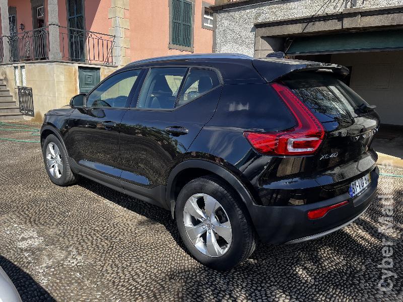 VOLVO XC 40 Gasóleo