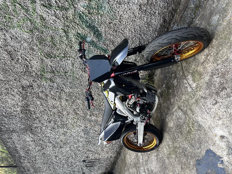 Suzuki 58 450 cc Supermoto