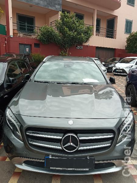 MERCEDES GLA 200 CDI Gasóleo
