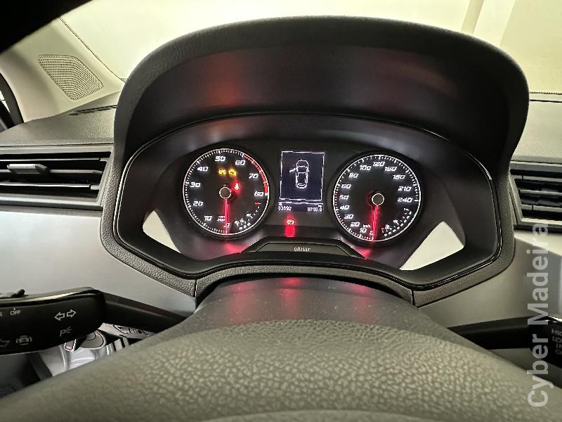 SEAT IBIZA 1.0 Style (IVA Dedutivel) Gasolina