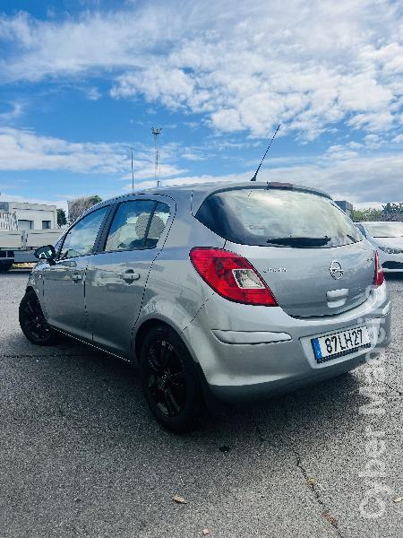 OPEL CORSA D Gasóleo