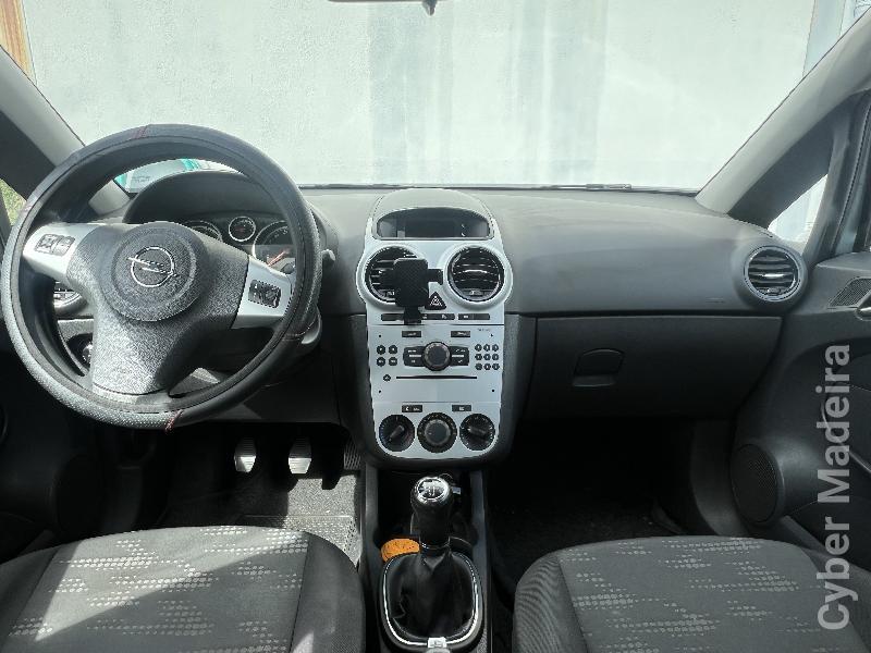 OPEL CORSA D Gasóleo