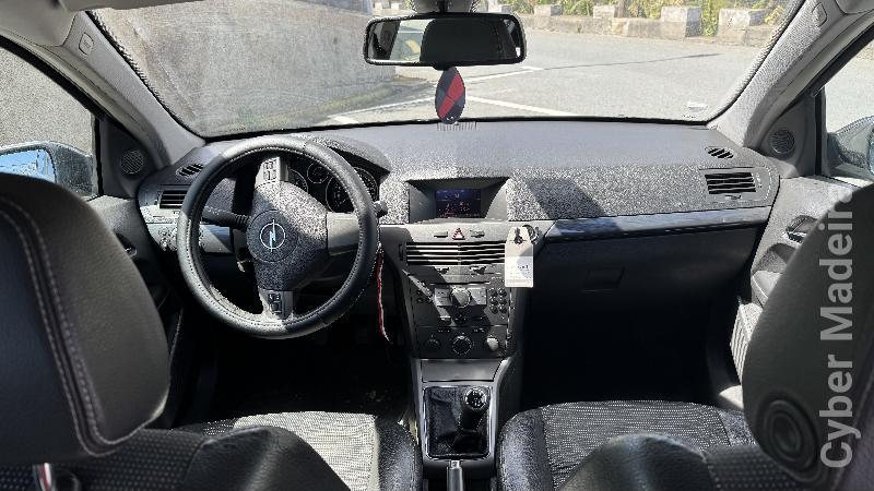 OPEL ASTRA H Gasóleo