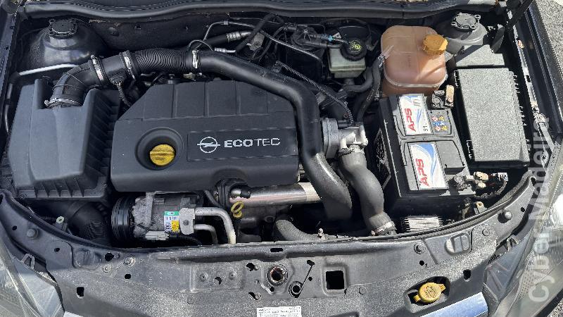 OPEL ASTRA H Gasóleo