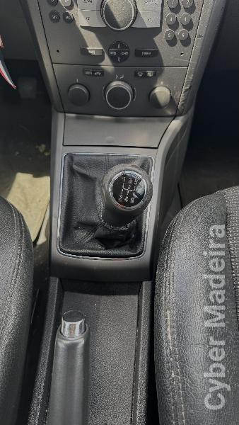 OPEL ASTRA H Gasóleo