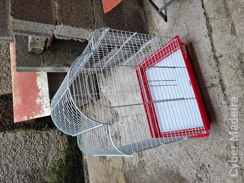 Gaiola para pássaros grande