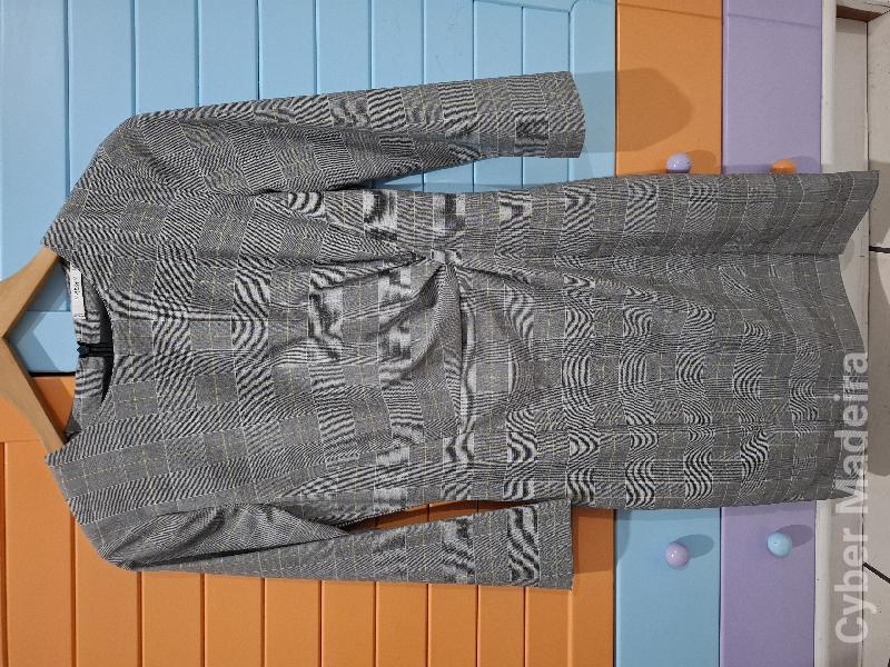 Vestido cinza