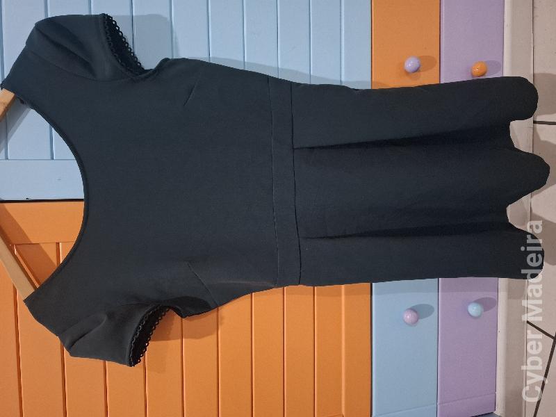 Vestido verde, sem costas