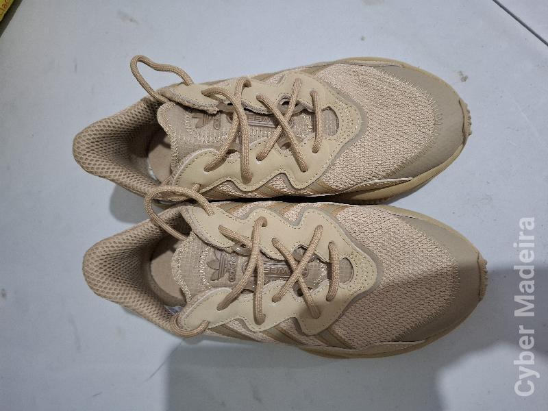 Sapatilhas adidas 38