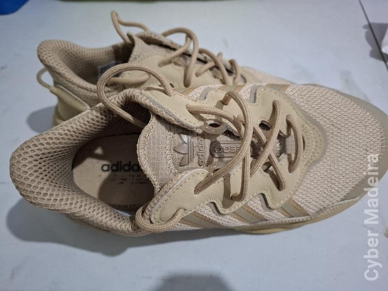 Sapatilhas adidas 38