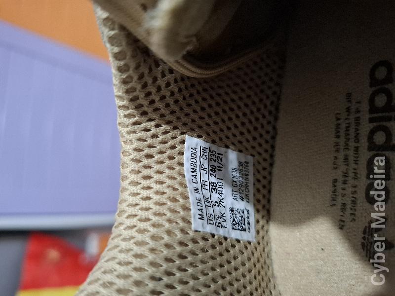 Sapatilhas adidas 38