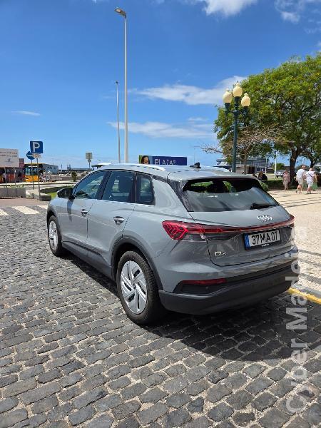 AUDI Q4 Elétrico Eléctrico 