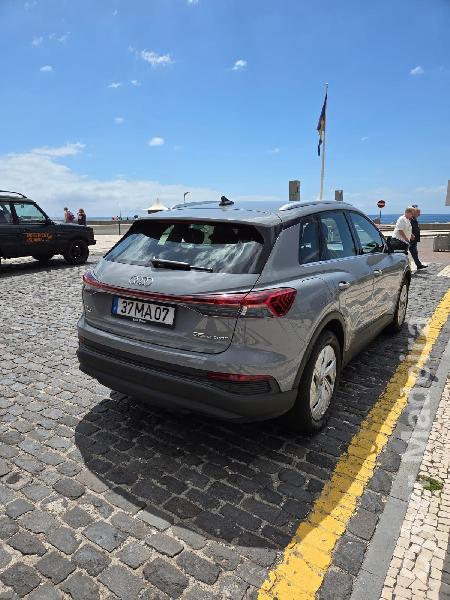 AUDI Q4 Elétrico Eléctrico 