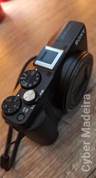 Sony DSC-HX60 Sony