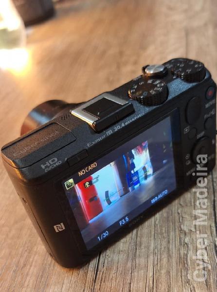 Sony DSC-HX60 Sony
