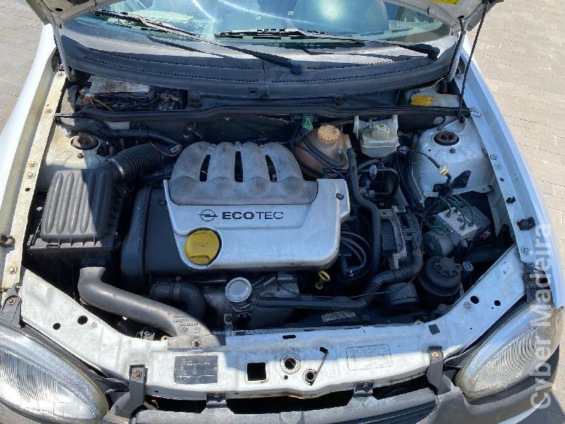 OPEL CORSA B 1.4i 16V Gasolina 
