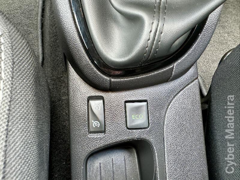 RENAULT CLIO limited 0,9cc TCE Bi Fuel Gasolina