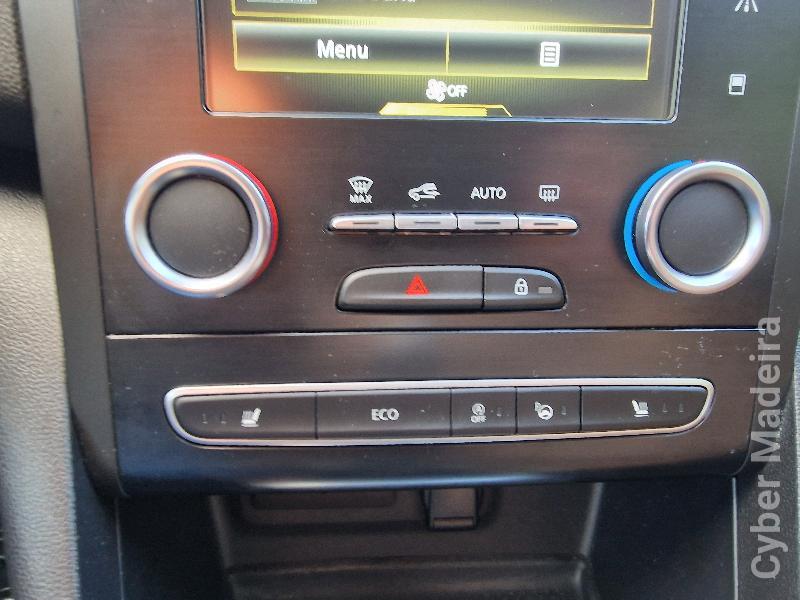 RENAULT MEGANE ST 1.5 BLUE DCI BOSE EDITION 115CV Gasóleo