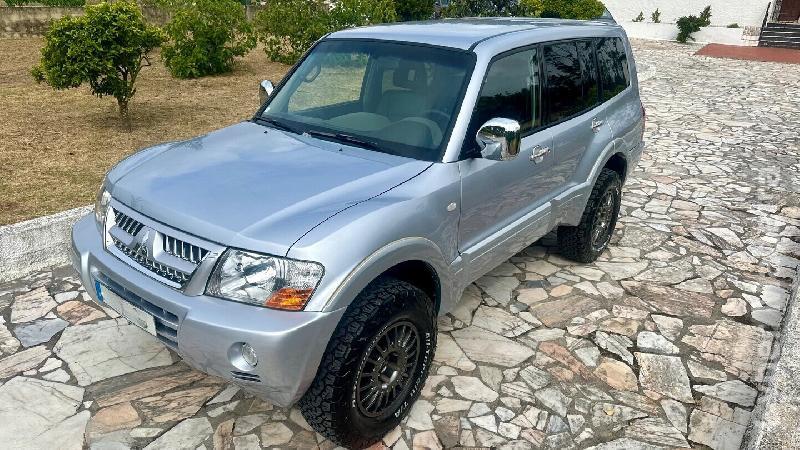 Mitsubishi Pajero 3.2 DI-D GLS BT+CA