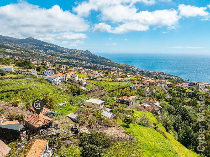 Moradia T4 para Venda Estreito da Calheta, Igreja Acima