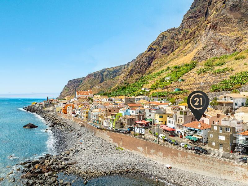 Negocios Outros Trespasse Paúl do Mar, Igreja