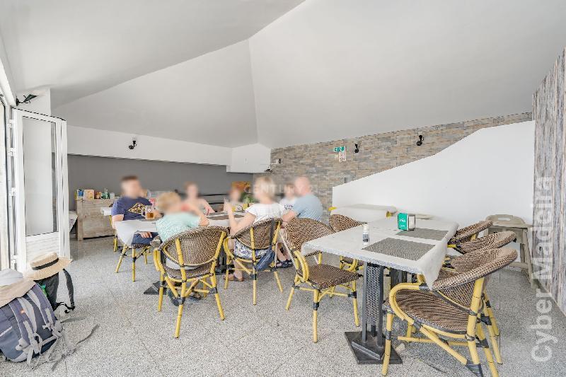 Negocios Outros Trespasse Paúl do Mar, Igreja