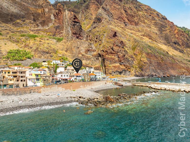 Negocios Outros Trespasse Paúl do Mar, Igreja