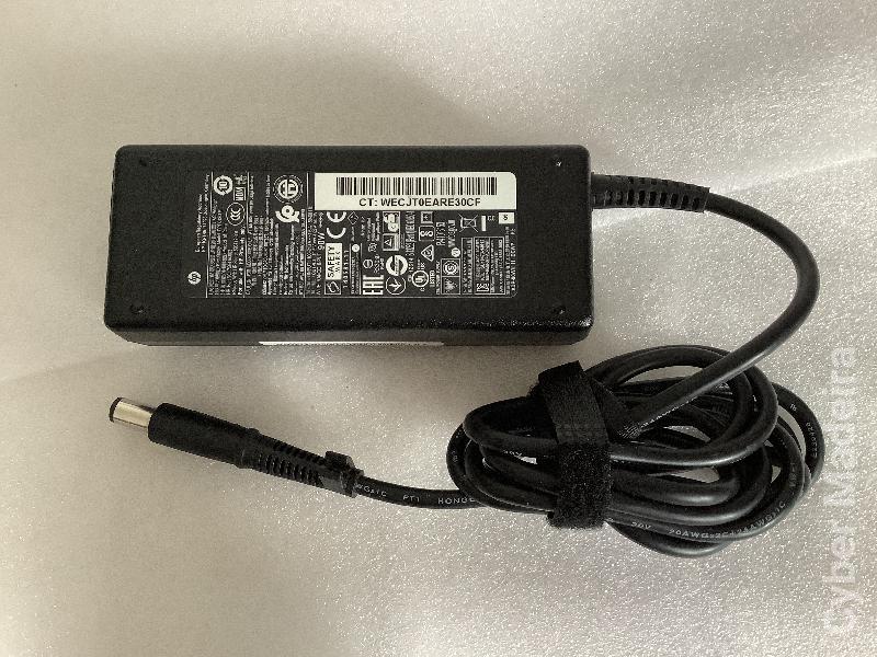 Carregador original HP PPP012D-E para computador portátil