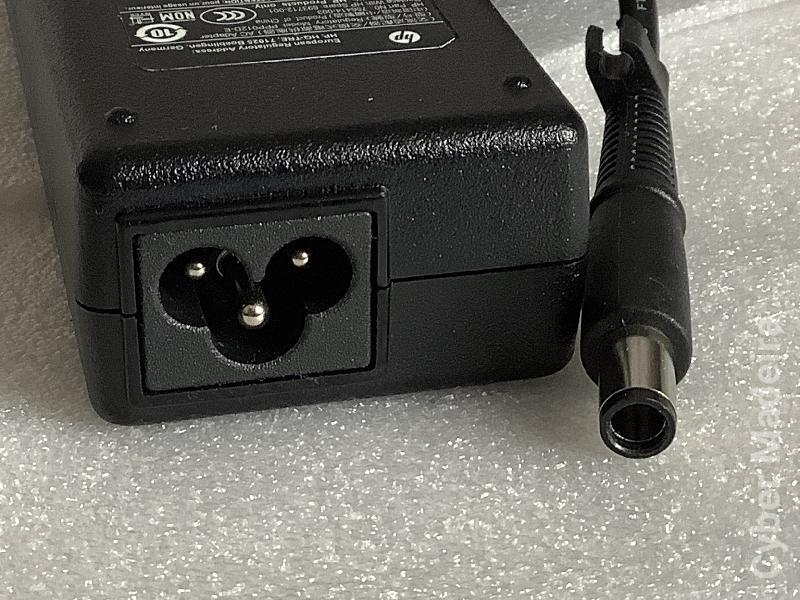 Carregador original HP PPP012D-E para computador portátil