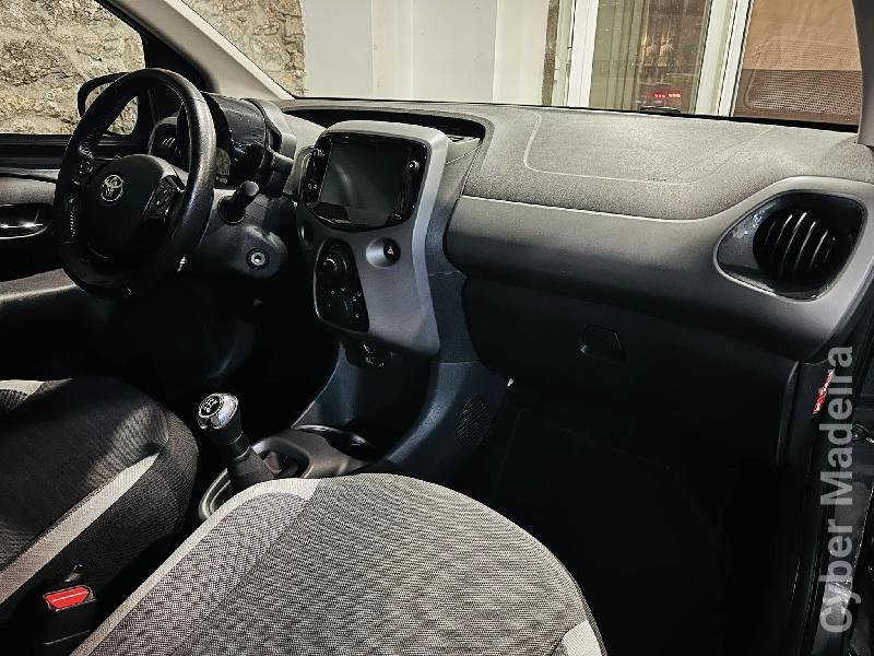 TOYOTA AYGO  1.0T X-PLAY CAMERA Gasolina