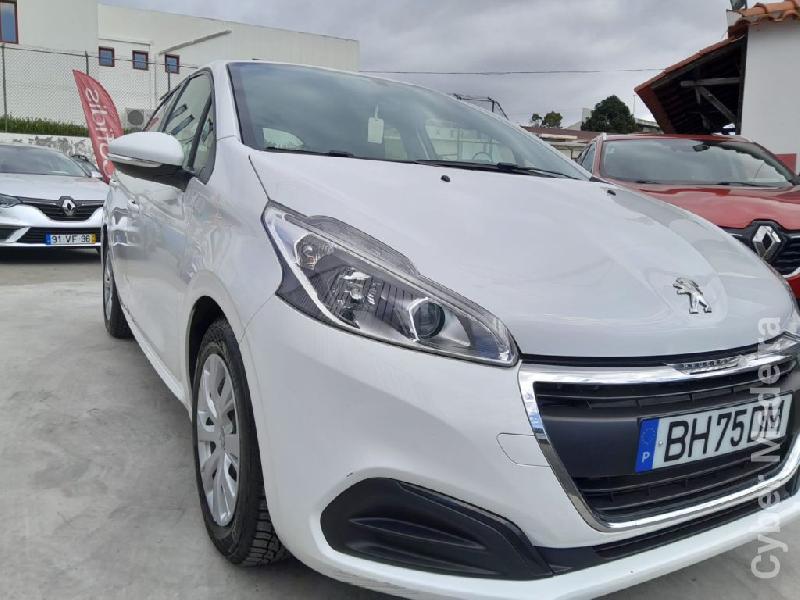 PEUGEOT 208 PureTech 1.2CC Gasolina
