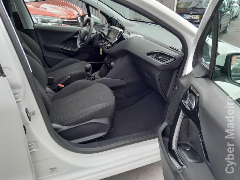 PEUGEOT 208 PureTech 1.2CC Gasolina