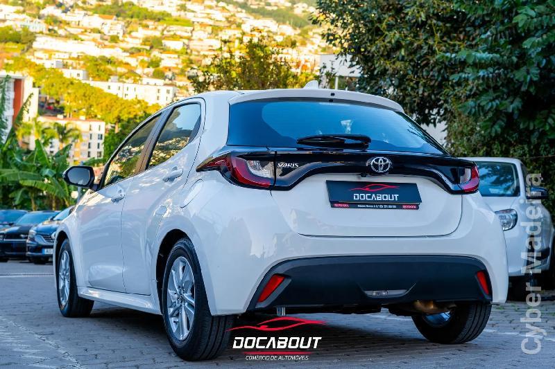 TOYOTA YARIS 1.0 VVT-i Comfort Gasolina