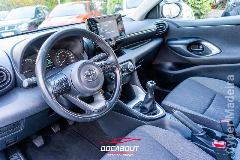 TOYOTA YARIS 1.0 VVT-i Comfort Gasolina