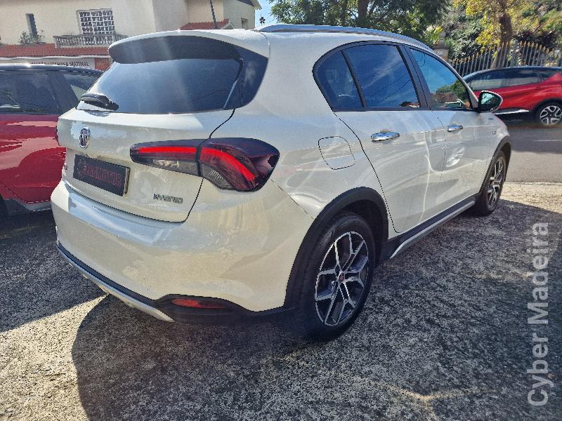 FIAT TIPO CROSS 1.5 GSE T4 DCT HYBRID AUTOMÁTICO Híbrido