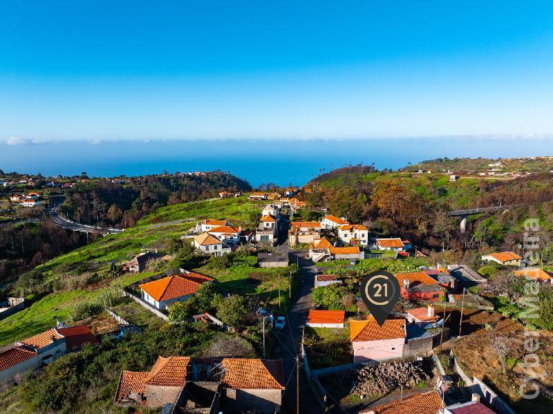 Moradia T3 para Venda Prazeres, Lombo da Velha