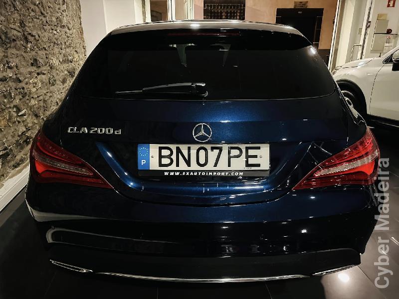 MERCEDES C 200d SHB PACK URBAN/NIGHT AUTOMATICA Gasóleo