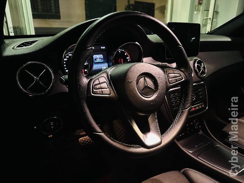 MERCEDES C 200d SHB PACK URBAN/NIGHT AUTOMATICA Gasóleo