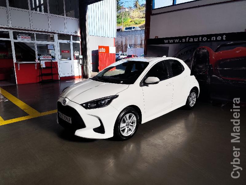 TOYOTA YARIS 1.0 VTT-I COMFORT PLUS Gasolina