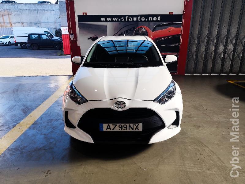 TOYOTA YARIS 1.0 VTT-I COMFORT PLUS Gasolina