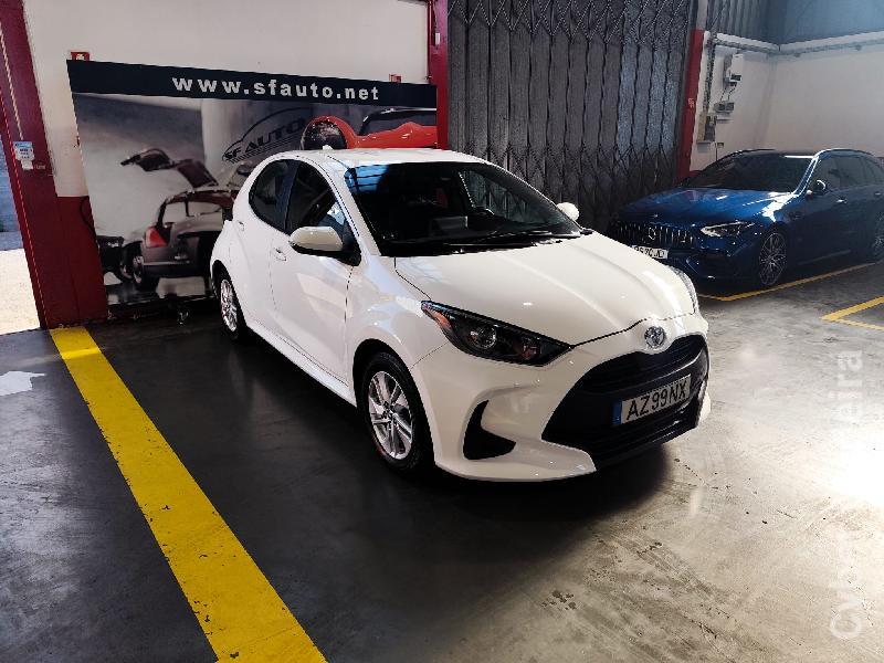 TOYOTA YARIS 1.0 VTT-I COMFORT PLUS Gasolina