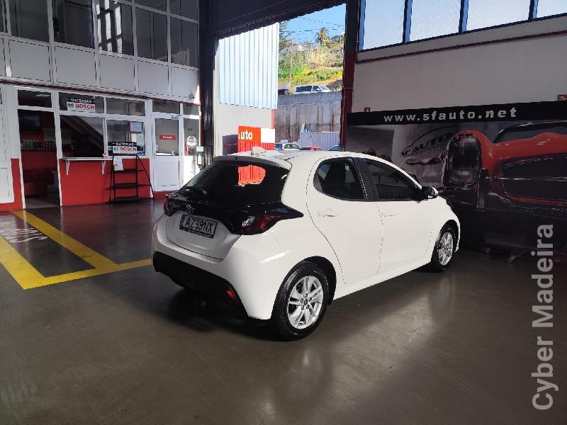 TOYOTA YARIS 1.0 VTT-I COMFORT PLUS Gasolina