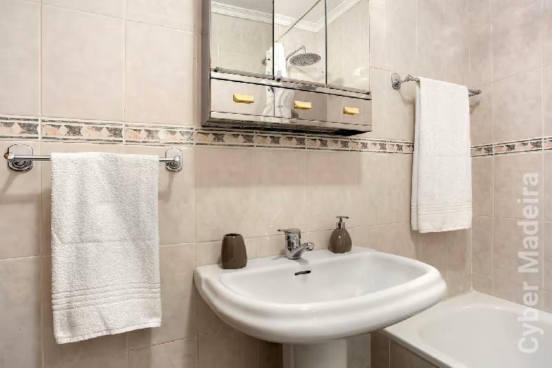 Apartamento T1 para Férias São Roque, Penteada