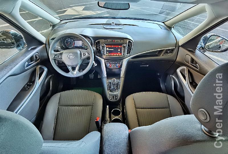 OPEL ZAFIRA 1.6 CDTI Dynamic S/S 134cv  Gasóleo