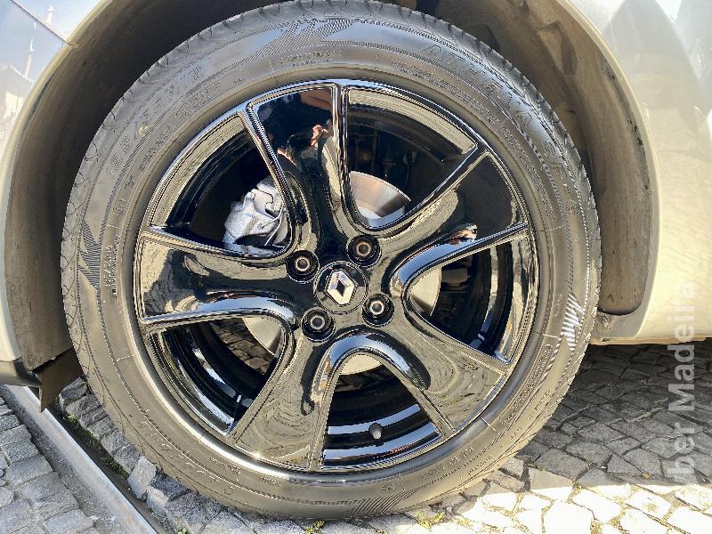 RENAULT CLIO 1.5 DCI Dynamique S Gasóleo