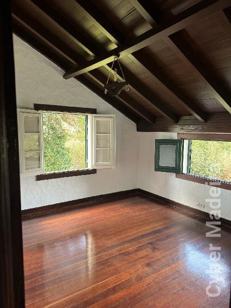 Herdade e Quinta T6 para Venda Santo António da Serra, Centro