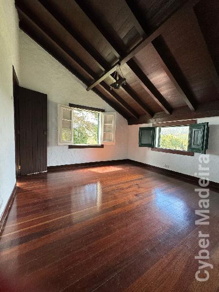 Herdade e Quinta T6 para Venda Santo António da Serra, Centro