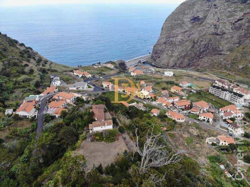 Herdade e Quinta T3 para Venda São Vicente, Centro