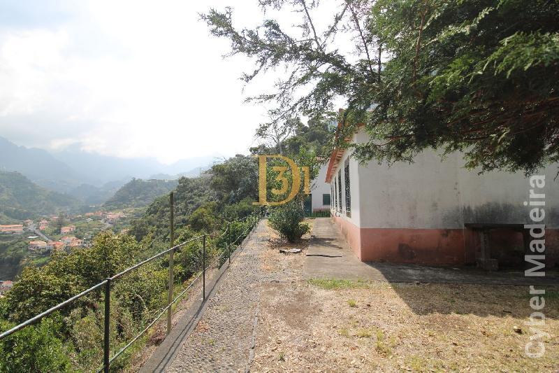 Herdade e Quinta T3 para Venda São Vicente, Centro